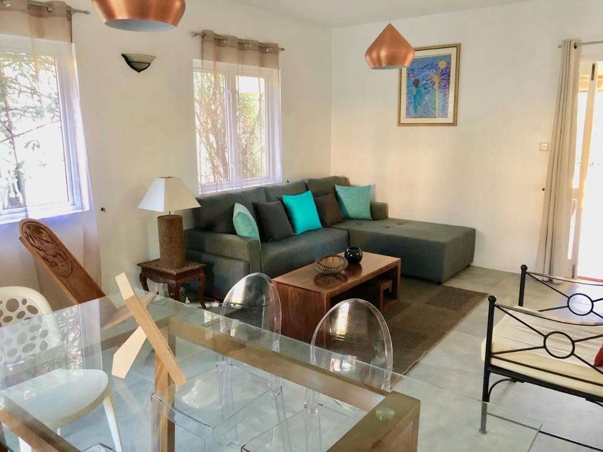 Beachfront Villa In A Beautiful And Secured Complex Flic-en-Flacq Kültér fotó
